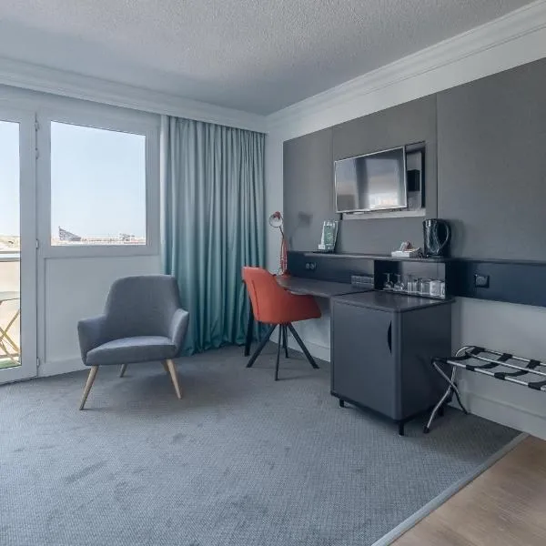 Holiday Inn Calais-Centre by IHG, hotelli kohteessa Calais