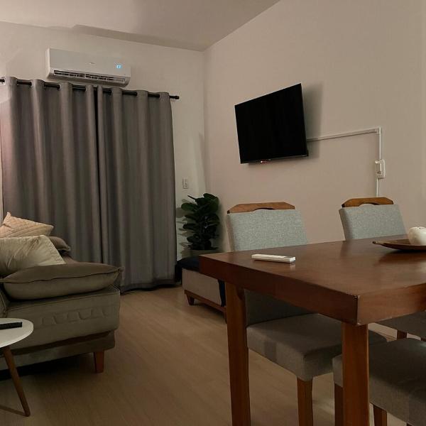 Apartamento aconchegante com área verde privativa próximo à Catedral
