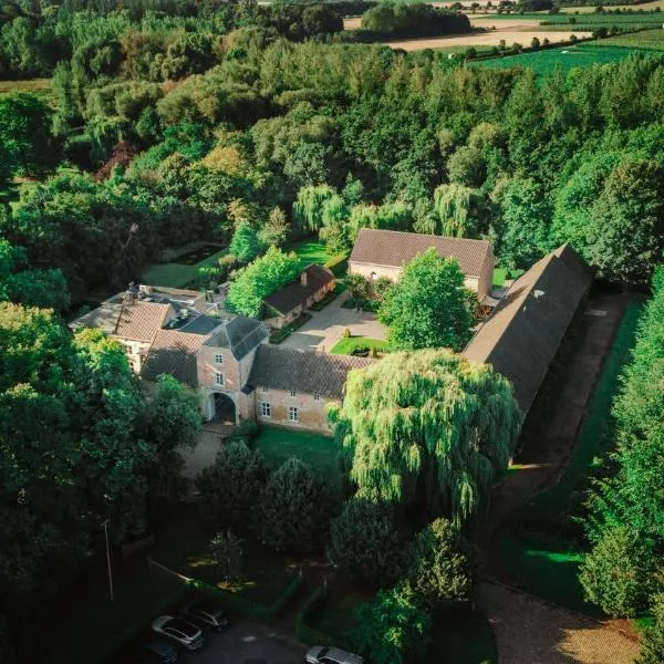 Domein Fonteinhof B&B, hotell i Borgloon