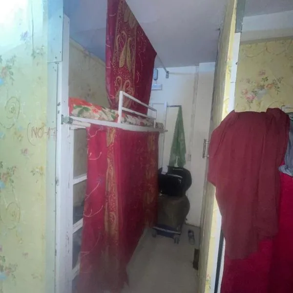 Sky Dormitory Andheri Near Railway Station