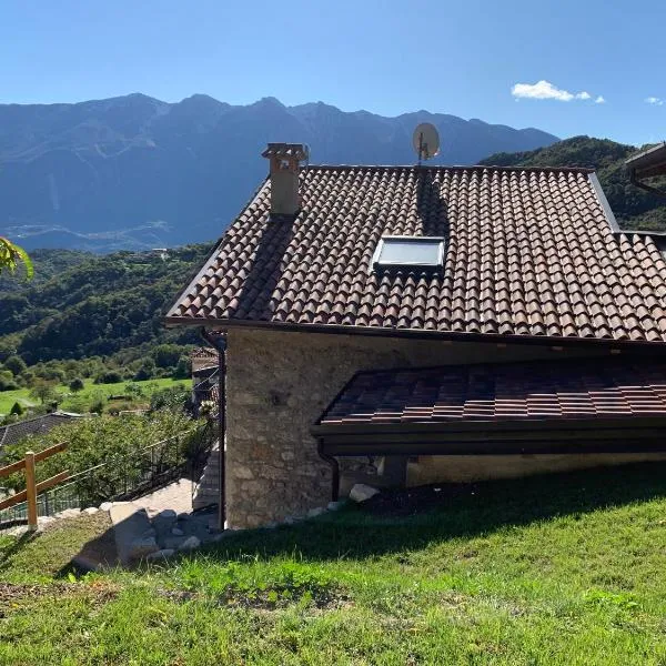 Chalet Al Volt, hotel i Tremosine Sul Garda