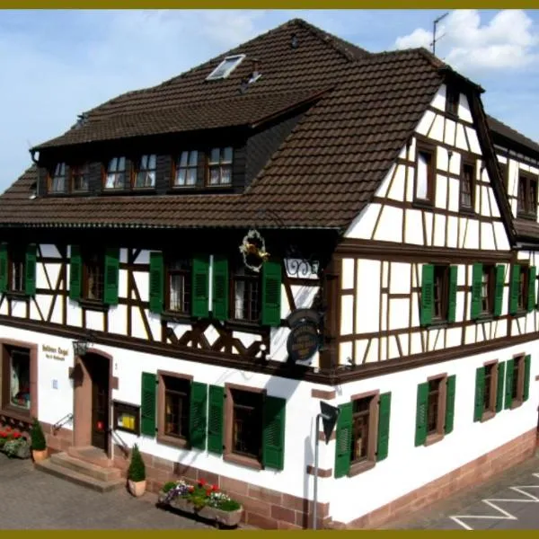 Viesnīca Goldner Engel, Restaurant - Hotel - Metzgerei pilsētā Laudenbach
