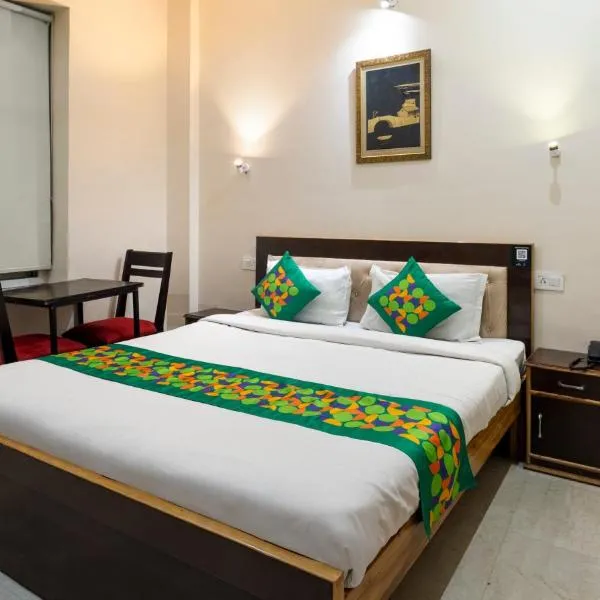 Treebo AK Residency, Tapovan – hotel w mieście Kainūr
