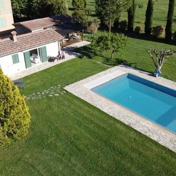 Dolce Domi – hotel w mieście Sovicille
