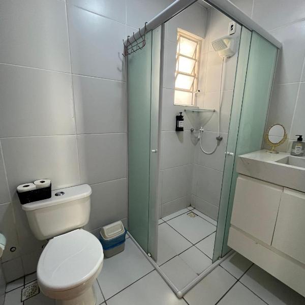 Apto completo com ar, Wi-Fi e garagem - Zona Leste - Foto 3