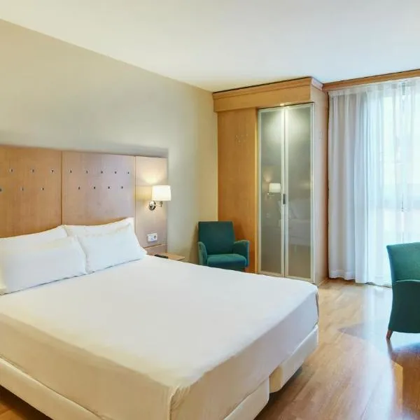 Sercotel Porta Barcelona, hotel in Sant Just Desvern