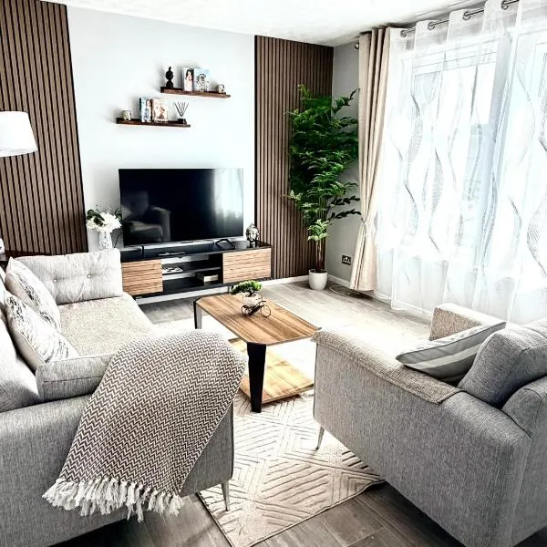 Modern Aberdeen City Centre Virginia Street 2-Bed Apartment near Harbour with Free Parking, hotel u gradu Aberdin