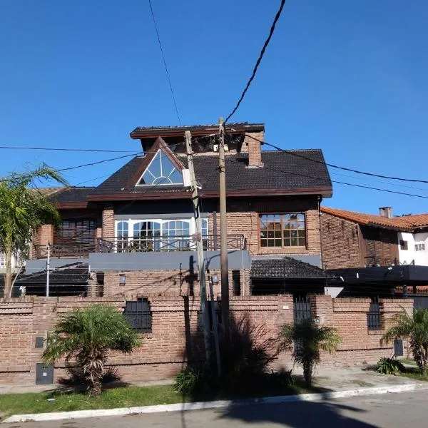 VICTORIA 3 BED AND BREAKFAST A 3KM DEL AEROPUERTO EZEIZa, hotel di Ezeiza