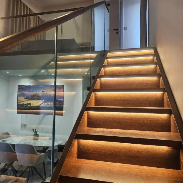 Sage Villas，普拉塔利亞的飯店
