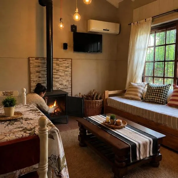차스코무스에 위치한 호텔 CABAÑA AURORA, con parque y pileta en Complejo El Solicito