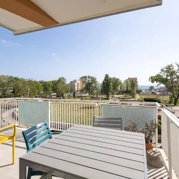 Cielo e Mare - Ostia Seaview Apartment, hotel em Roma