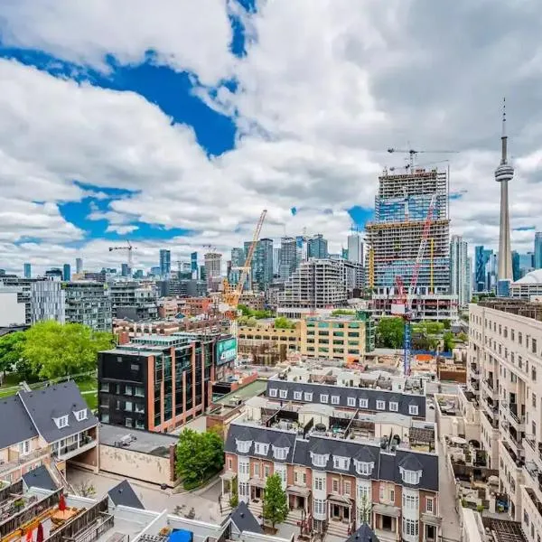 1King 1Queen 1Twin Beds-CN TowerView-Luxury Suite โรงแรมในโตรอนโต