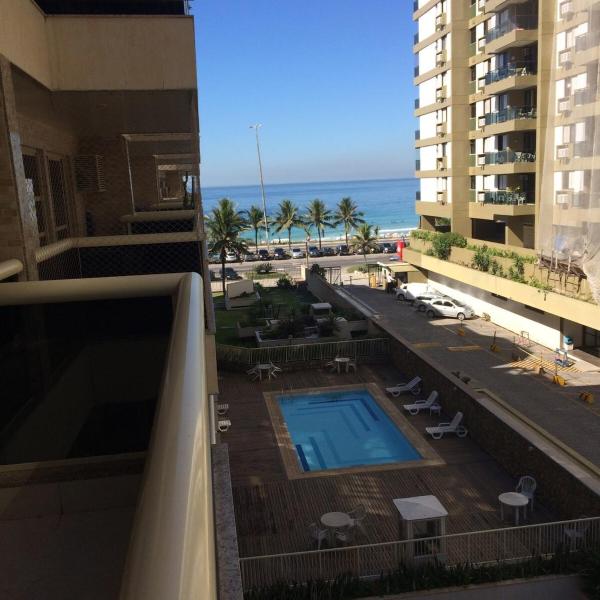 Entire Apartment, Beachfront e Side Ocean View