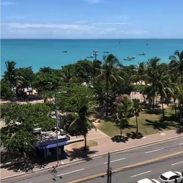 Apartamento beira mar na Pajuçara