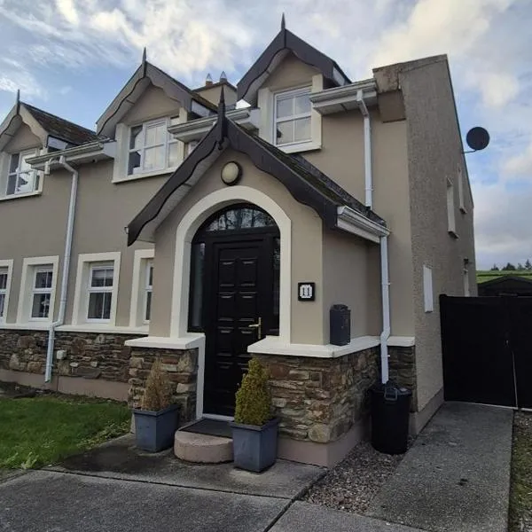 Central House Kenmare, hotel u gradu Kenmer