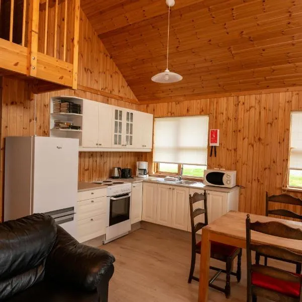 Gladheimar Cottages, hotel en Blönduós