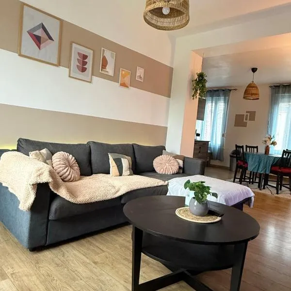 Le Duplex Cosy - 4 Pers - Valenciennes, hotel en Marly