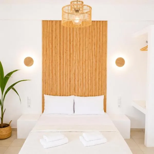 Elichri Theros Studios, hotel em Kateleios
