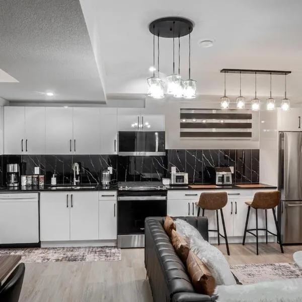 Luxury Comfort Stay in Keswick 2Bedrooms- 1Bath, hotell sihtkohas Edmonton