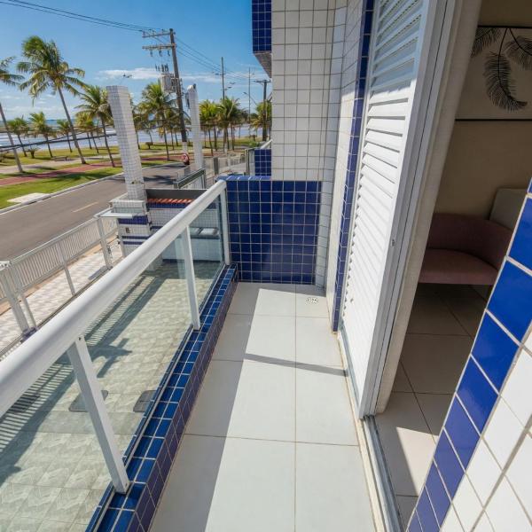 Apartamento pé na areia com varanda para 6 pessoas