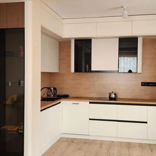 Ulaanbaatar में, होटल "Private Room in New Luxury " Apartment