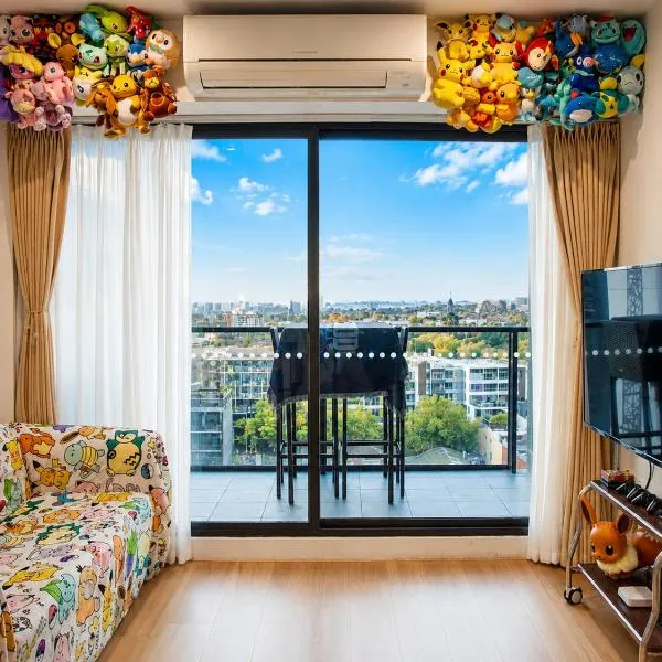 Pokémon Dream Room in Melbourne CBD with City View, hotel i Melbourne