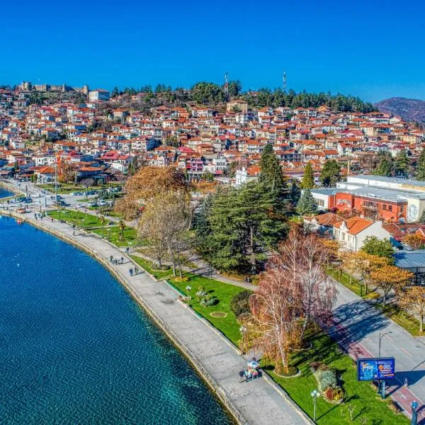 Hotel Nova Riviera: Ohri'de bir otel