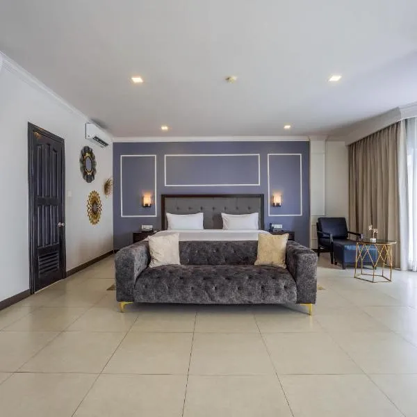 Queenco Entertainment Resort, hotell i Sihanoukville