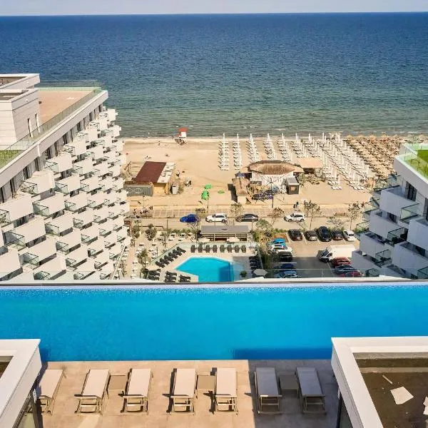 Manhattan Apartment in Infinity pools spa and parking โรงแรมในมามายานอร์ด