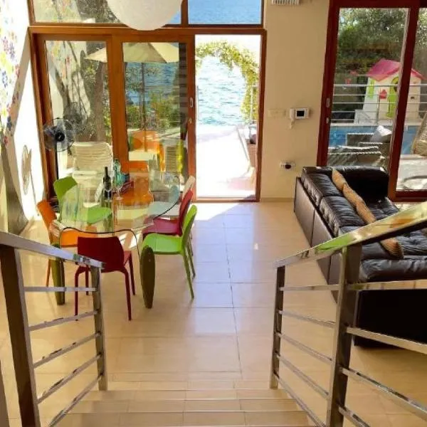 Vila Nadja SEAFRONT – hotel w Barze
