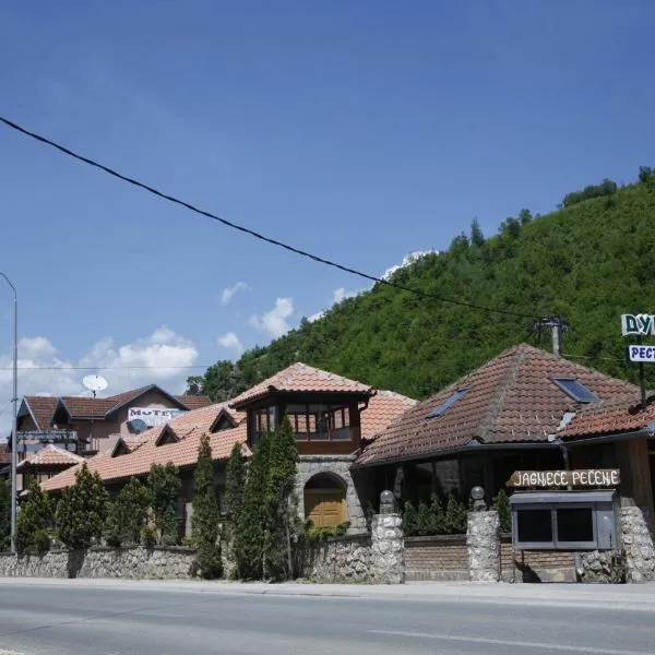Motel Restoran DURMITOR, hotel em Nikoljac