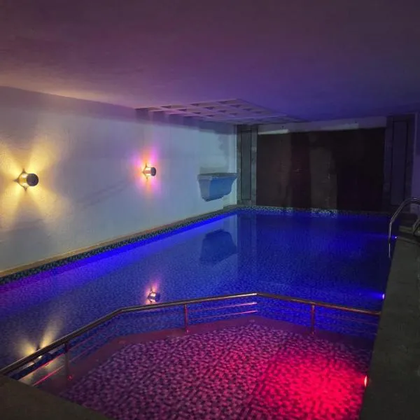 Cocobay Villa, hotel em Covelong