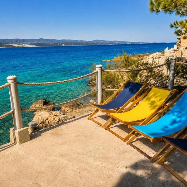 Seaside House Marušići - Sunbeds - Free Parking, hotel Marusiciben