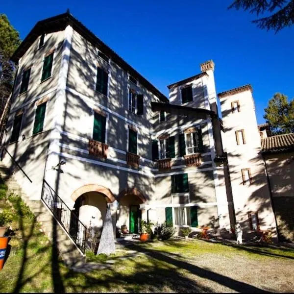 Agriturismo Relais Kloe, hotel u gradu Castel Boglione