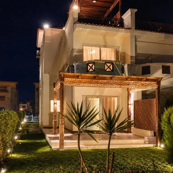 Luxury Seaside Villa Direct Pool Access, Private Garden & Rooftop Stella Heights Sidi Abdelrahman فيلا مميزه جدا في الساحل الشمالي ستيلا هايتس سيدي عبدالرحمن, hotel a El Alamein