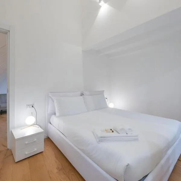 Xenia Milano - 2 rooms apt in Via Nino Bixio 6