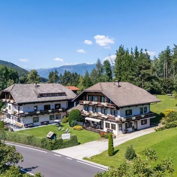 Hotel Scherer, hotel di Valdaora