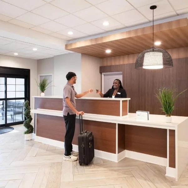 Staybridge Suites Atlanta Airport, hótel í Atlanta