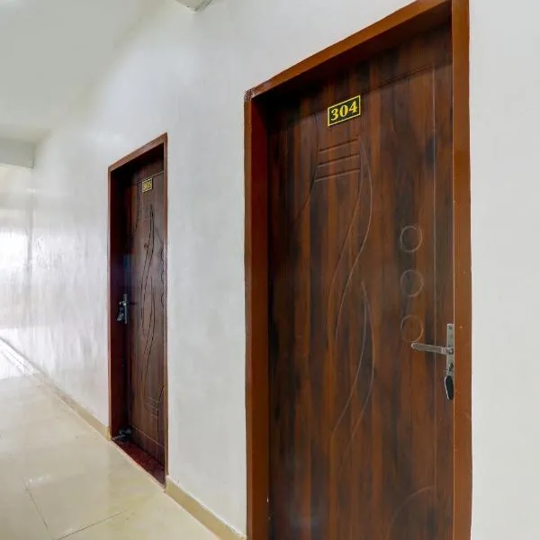 Hotel O SHUKLA HERITAGE INN, hotel Lakhnauban