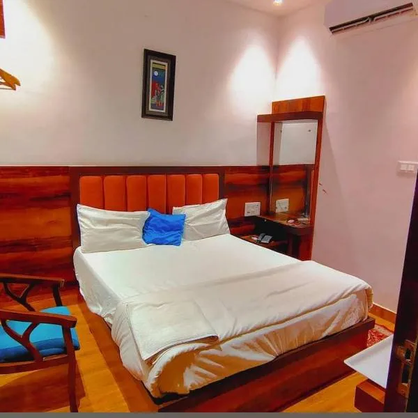 Hotel Virat Restaurant & Food Court, hotel en Jaswantnagar