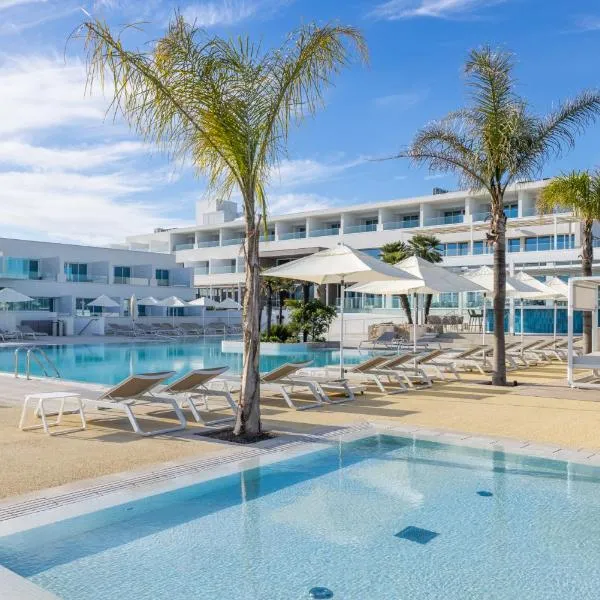 Wyndham Grand Carvoeiro Algarve, khách sạn ở Carvoeiro
