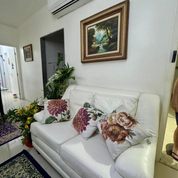 Quarto aconchegante em nazaré-ótima localização