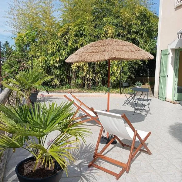 Les Cyprès, hotel ve Vienne