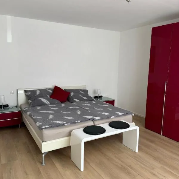Ferienwohnung Ruhepunkt Dessau - zentral nahe Bauhaus und Meisterhäusern - mit gratis WLAN und Parken sowie Komplettküche – hotel w mieście Dessau