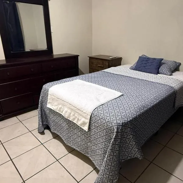 산살바도르에 위치한 호텔 Habitacion Maquilishuat en San Salvador, Metrocentro