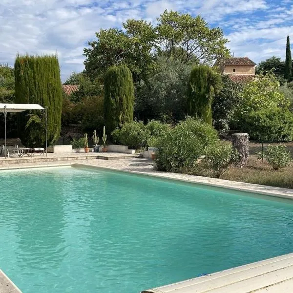 La chambre du Mazet, hotel em Fayence