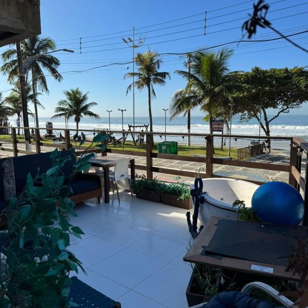 Chalé Pé na areia frente mar - Tombo - Guarujá