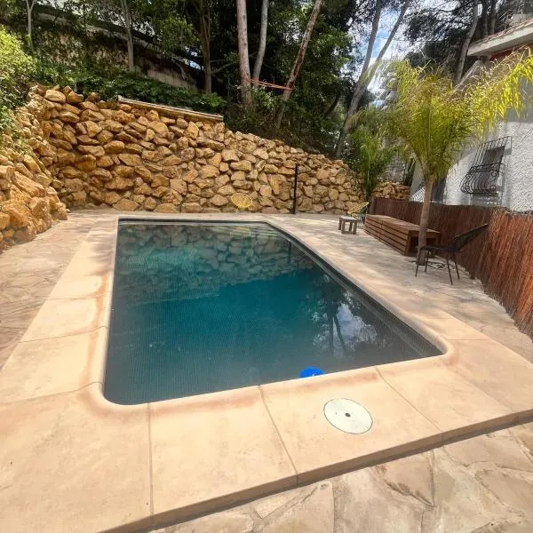 Casa en naturaleza en Benidorm, hotel en Benidorm