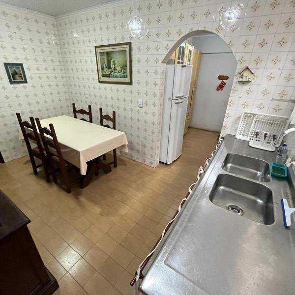 Casa aconchegante para família- 3,5 km do centro histórico - Foto 3