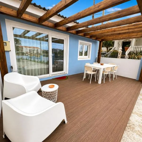 Blue Beach House Sta Cruz - Charm 5min from the beach: Santa Cruz'da bir otel